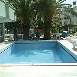 Kemalbutik Hotel 2*