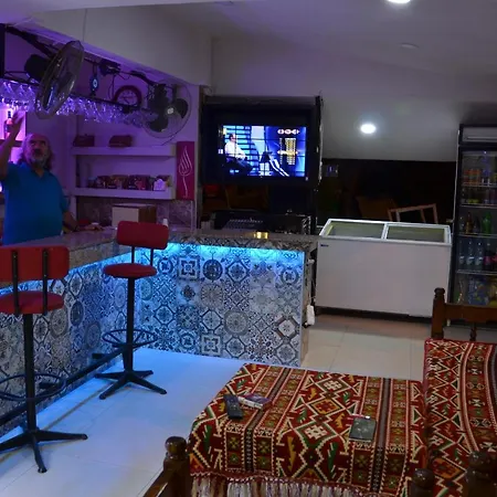 Kemalbutik מלון 2*